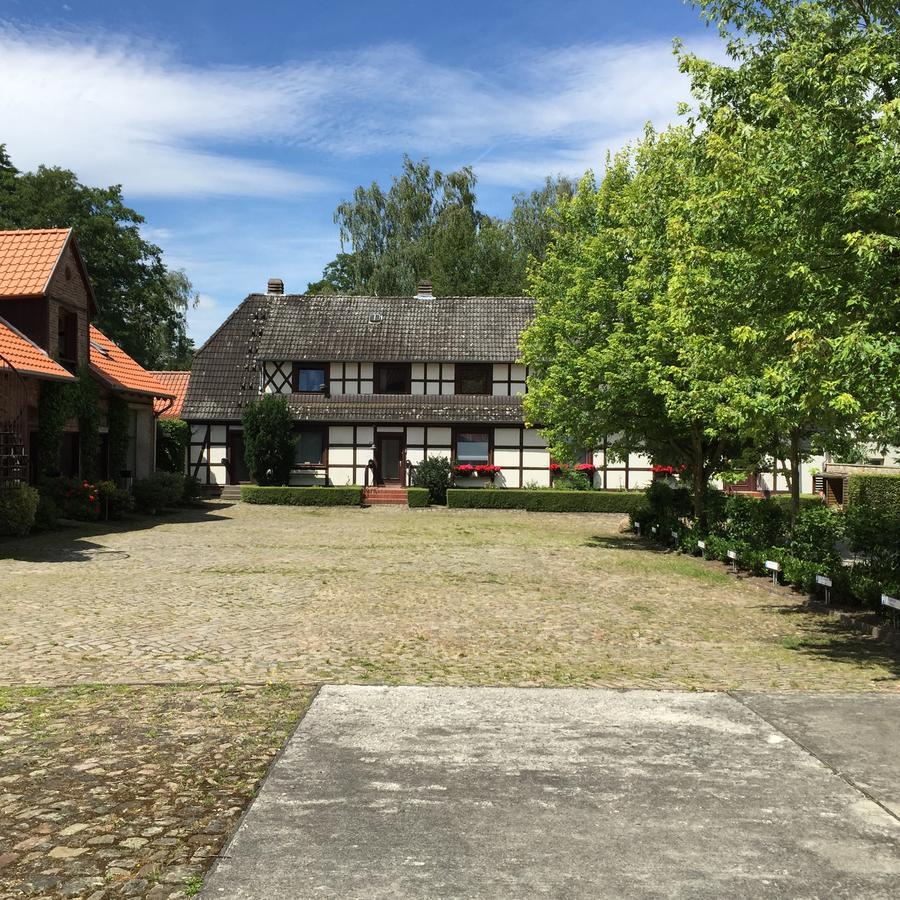 Engels Hof วอล์ฟสบวร์ก ภายนอก รูปภาพ